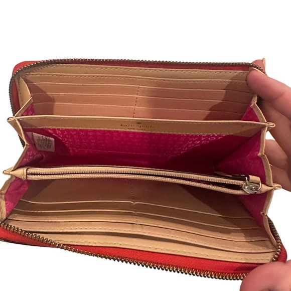 Kate Spade Vibrant Red Wallet - Picture 3 of 8
